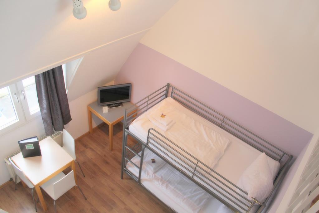 Stayinn Hostel Und Gaestehaus Freiburg Ruang foto
