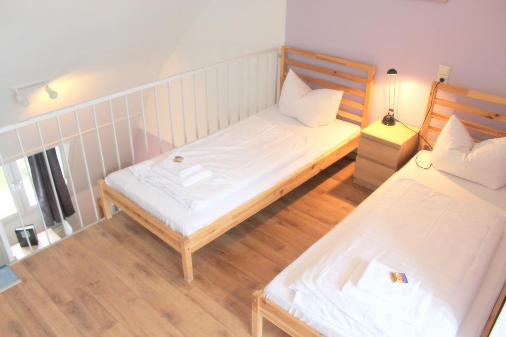 Stayinn Hostel Und Gaestehaus Freiburg Ruang foto